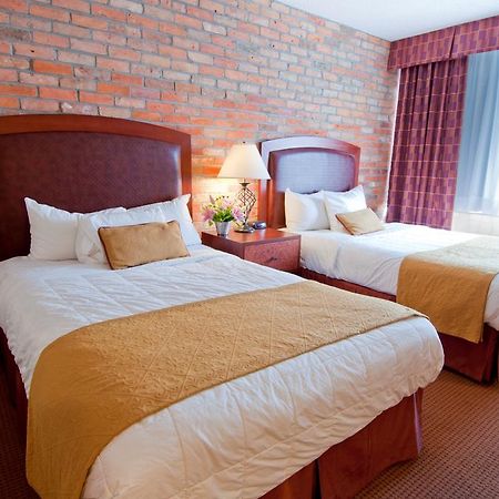 Quality Hotel Downtown-Inn At False Creek バンクーバー 部屋 写真