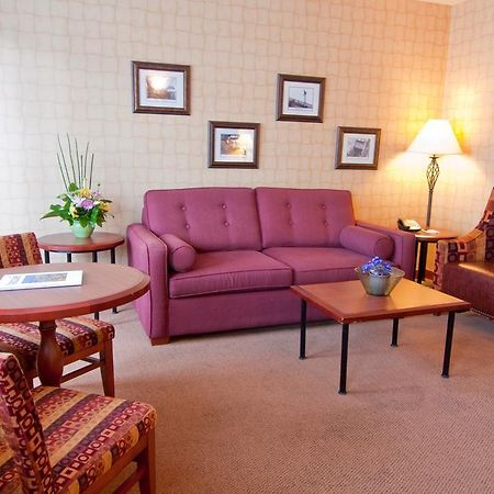 Quality Hotel Downtown-Inn At False Creek バンクーバー 部屋 写真