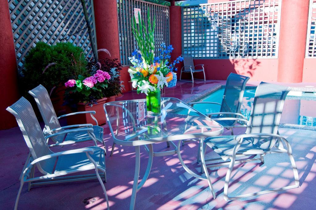 Quality Hotel Downtown-Inn At False Creek バンクーバー 設備 写真